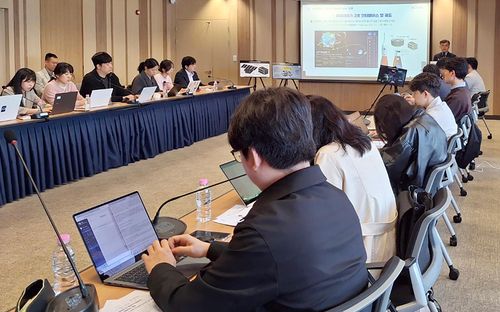 기자설명회 진행하는 강경인 우주과학탐사부문장[우주항공청 제공. 재판매 및 DB 금지]