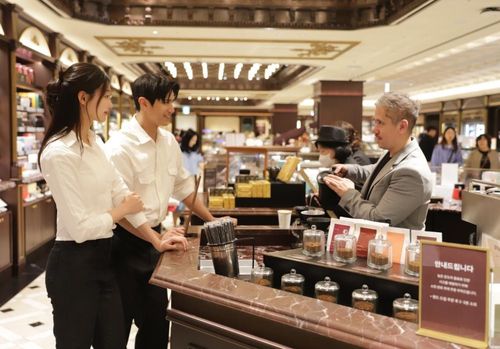 신세계백화점 강남점 지하 1층 신세계마켓 내 '마켓레인'매장[신세계백화점 제공. 재판매 및 DB금지]