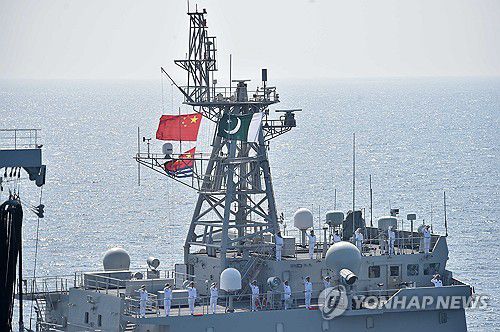 중국의 군함[EPA 연합뉴스 자료사진]