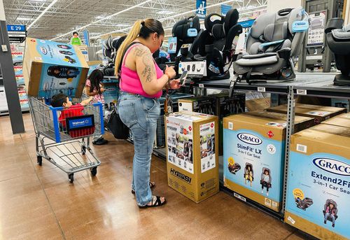 미국 아동용 카시트 매장 [연합뉴스 자료사진]
