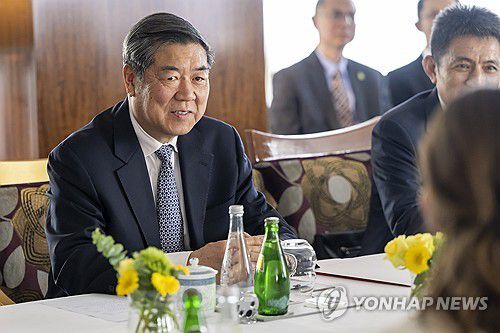 허리펑 부총리[EPA 연합뉴스 자료사진. 재판매 및 DB 금지]