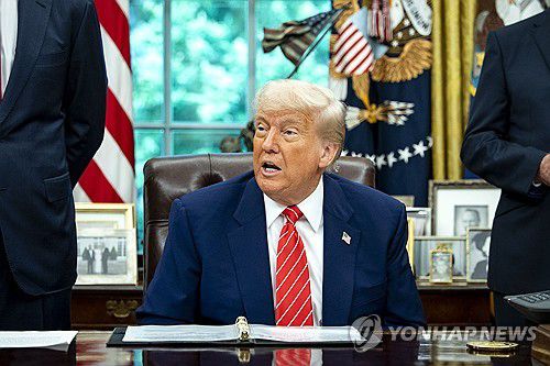 영국과 무역 합의 발표하는 트럼프 미국 대통령[EPA 연합뉴스 자료사진. 재판매 및 DB 금지]