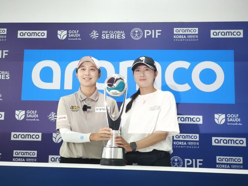 김효주(왼쪽)와 매니저 심서연[촬영= 김동찬]