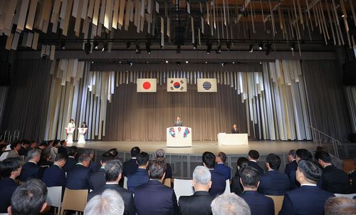 오사카 엑스포 한국의 날 기념식(오사카=연합뉴스) 차대운 기자 = 13일 일본 오사카에서 개최 중인 '2025 오사카 간사이 엑스포' 현장에서 한국의 날 기념식이 열리고 있다.2025.5.13  cha@yna.co.kr (끝)