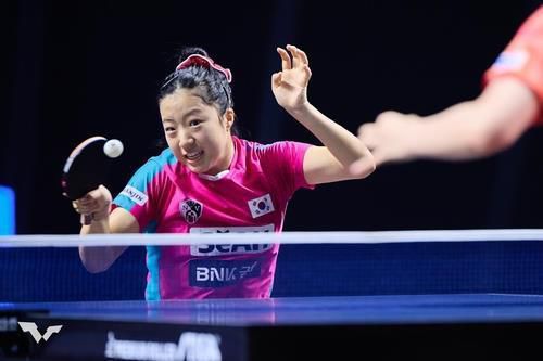 WTT 인천 챔피언스에 출전한 신유빈의 경기 장면[WTT 인스타그램 캡처. 재판매 및 DB 금지]