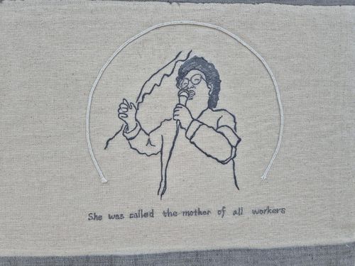 서울 소격동 아트선재센터에서 열리고 있는 홍영인 작가의 개인전 '다섯 극과 모놀로그'전에 전시된 태피스트리 세부 모습[사진 황희경]