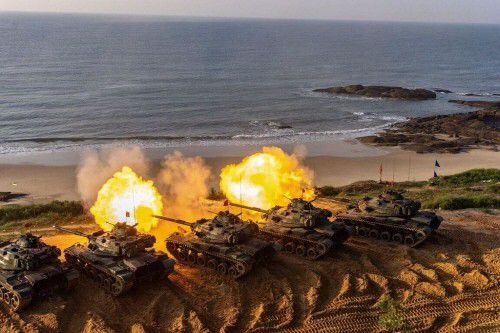 진먼방어지휘부의 실사격 훈련[대만 중앙통신사 캡처. 재판매 및 DB 금지]