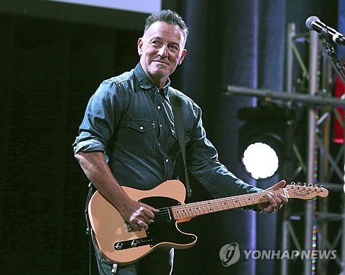 미국의 록스타 브루스 스프링스틴[AP 연합뉴스 자료사진. 재판매 및 DB 금지]
