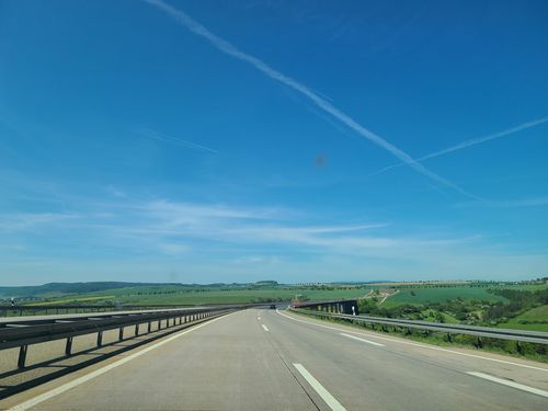 쭉 뻗은 아우토반[촬영 홍규빈]