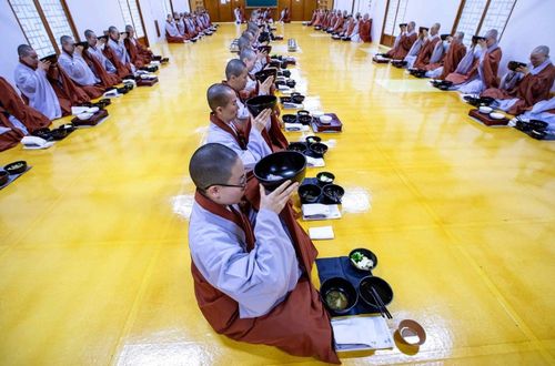 발우공양[한국불교문화사업단 제공. 재판매 및 DB 금지]