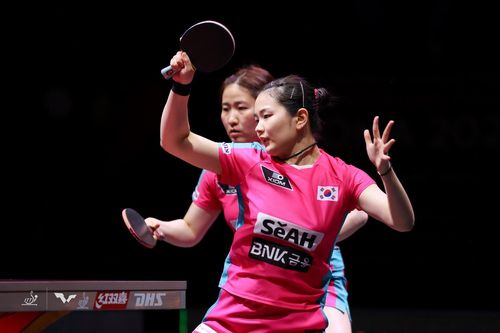 세계탁구선수권 여자복식에 나선 김나영(앞)과 이은혜[대한탁구협회 제공. 재판매 및 DB 금지]