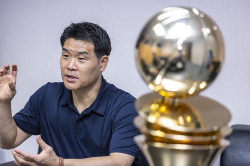 창원 LG 28년 만의 우승 이끈 조상현 감독(서울=연합뉴스) 황광모 기자 = 프로농구 창원 LG의 28년 만의 우승을 이끈 조상현 감독이 21일 서울 강남구 KBL에서 연합뉴스와 인터뷰를 하고 있다. 2025.5.21 hkmpooh@yna.co.kr