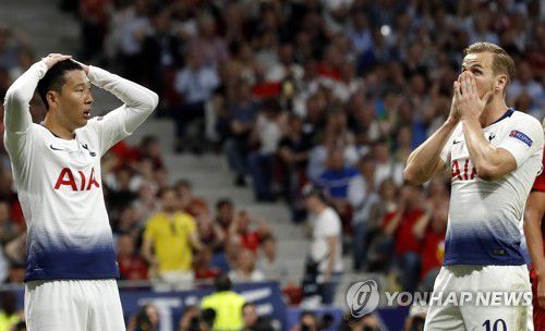 2019년 UCL 결승전에서 아쉬워하는 손흥민과 해리 케인[EPA=연합뉴스]
