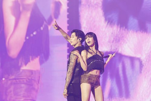 나띠와 호흡 선보이는 박재범[모어비전 제공. 재판매 및 DB 금지]