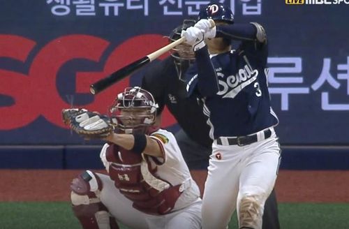 체크 스윙 볼 판정한 장면[티빙 중계화면 캡처. 재배포 및 DB 금지]