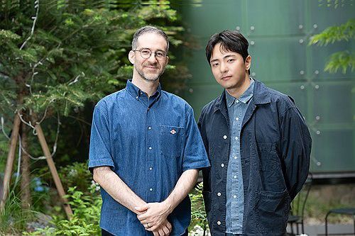 뮤지컬 '어쩌면 해피엔딩' 윌 애런슨 작곡가(왼쪽부터), 박천휴 작가[CJ ENM 제공. 재판매 및 DB 금지]