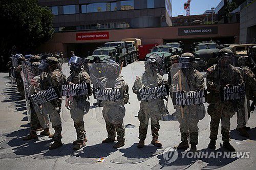 미국 로스앤젤레스에 배치된 주방위군[로이터 연합뉴스 자료사진. 재판매 및 DB 금지]