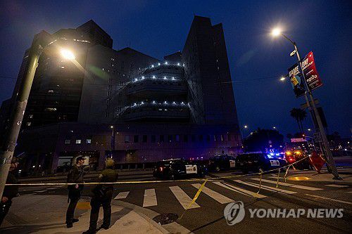 9일(현지시간) 도심 경계 강화된 LA[로스앤젤레스 로이터=연합뉴스. 재판매 및 DB 금지]