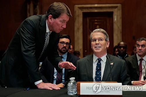 11일 미 상원 예산소위에 출석한 스콧 베선트 재무장관[AFP 연합뉴스]