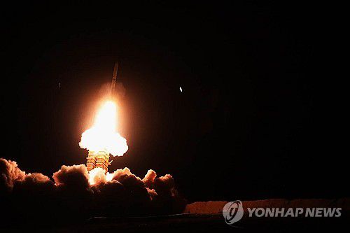 지난 1월 이란군의 미사일 발사 훈련 장면[EPA 연합뉴스 자료사진. 재판매 및 DB 금지]