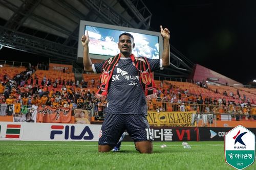 제주 역전골 넣은 데닐손[한국프로축구연맹 제공. 재판매 및 DB 금지]