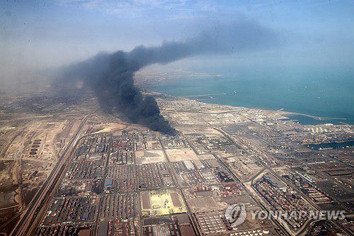 이스라엘 공격으로 이란 남부 반다르 압바스 지역에서 발생한 폭발[EPA=연합뉴스]