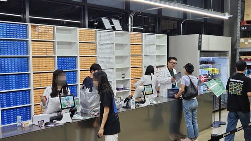 국내 첫 '창고형 약국' 내부 모습[촬영 이우성]