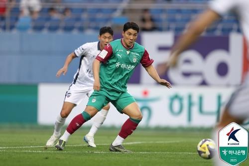 대전의 주민규(18일 김천상무전 모습)[한국프로축구연맹 제공. 재판매 및 DB 금지]