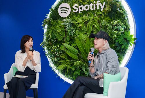 '스포티파이 사운드체크' 행사 참석한 래퍼 릴 모시핏(오른쪽)[스포티파이 제공. 재판매 및 DB 금지]