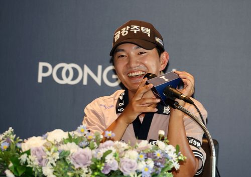 1라운드 종료 후 인터뷰하는 옥태훈[KPGA 제공. 재판매 및 DB 금지]