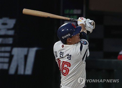 롯데 김민성[연합뉴스 자료사진]