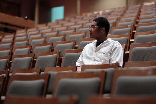 떠오르는 젋은 작곡가 이하느리(서울=연합뉴스) 류효림 기자 = 이하느리 작곡가가 지난 27일 서울 서초구 예술의전당 리사이틀홀에서 연합뉴스와 인터뷰에 앞서 포즈를 취하고 있다. 2025.6.29. ryousanta@yna.co.kr