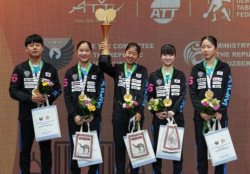 아시아 유스 챔피언십 여자 U-15 단체전 우승 후 시상식 장면[대한탁구협회 제공. 재판매 및 DB 금지]