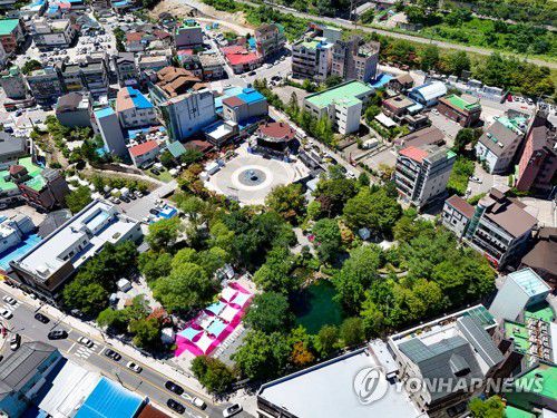 도심에 솟아나는 낙동강 발원지…황지연못[연합뉴스 자료사진]