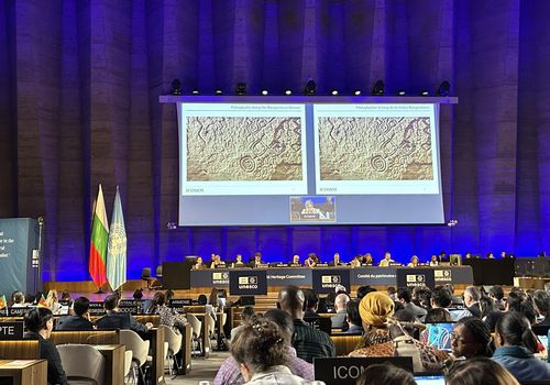 '반구천의 암각화' 세계유산 등재     (파리=연합뉴스) 김예나 기자 = 지난 12일(현지시간) 프랑스 파리에서 열린 제47차 유네스코 세계유산위원회에서 '반구천의 암각화'가 세계유산으로 등재됐다. 사진은 등재 당시 모습. 2025.7.15     yes@yna.co.kr