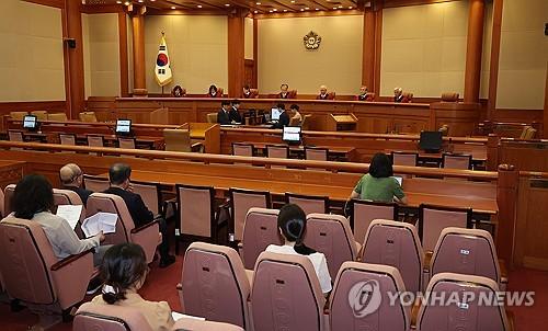 헌법재판소 선고(서울=연합뉴스) 김성민 기자 = 17일 서울 종로구 헌법재판소 대심판정에서 손준성 대구고검 차장검사(검사장) 탄핵 심판 선고가 열리고 있다. 2025.7.17 ksm7976@yna.co.kr