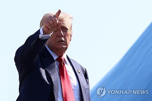 스코틀랜드로 출발하는 트럼프 미국 대통령[로이터 연합뉴스 자료사진. 재판매 및 DB 금지]