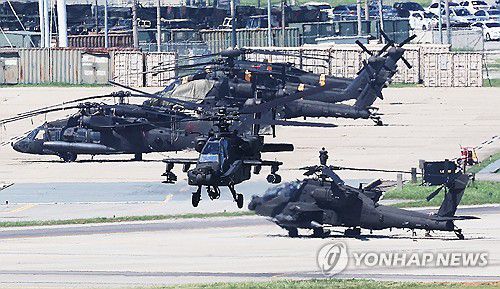지난해 한미 정례 연합훈련 '을지 자유의 방패' 당시 평택 캠프 험프리스 미군기지의 아파치 헬기[연합뉴스 자료사진] 2024.8.19 xanadu@yna.co.kr