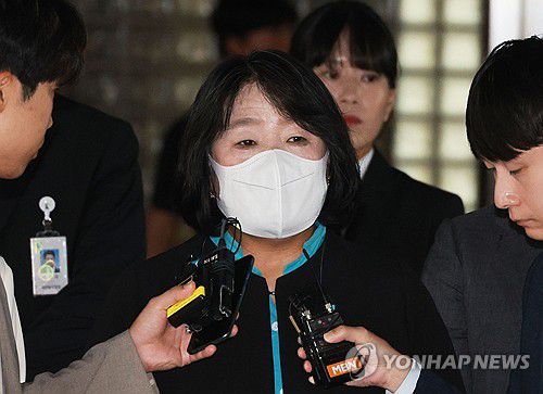 '후원금 횡령' 윤미향 기소 4년만에 유죄…퇴임후 의원 상실형[연합뉴스 자료사진]