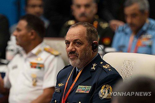 아지르 나시르자데 이란 국방장관[AP 연합뉴스 자료사진. 재판매 및 DB 금지]