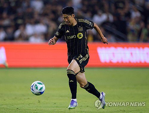 LAFC 홈 데뷔전에서 질주하는 손흥민[AFP=연합뉴스. 재판매 및 DB 금지]