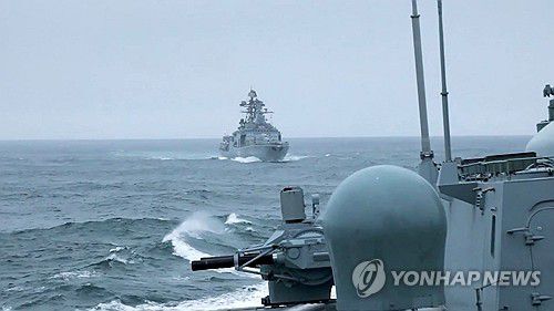 러시아 국방부가 공개한 자파드 2025 훈련 모습[AFP 연합뉴스. 재판매 및 DB 금지]