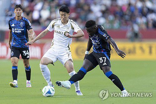 새너제이와의 경기에 출전한 손흥민[Stan Szeto-Imagn Images/로이터=연합뉴스]