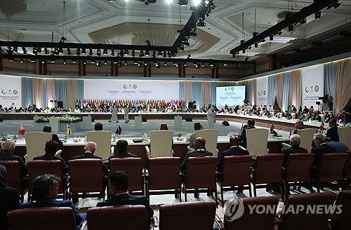 15일(현지시간) 카타르 도하에서 열린 아랍·이슬람 긴급정상회의[EPA 연합뉴스. 재판매 및 DB 금지]