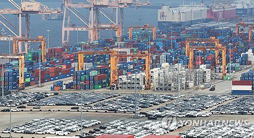 평택항 컨테이너 부두[연합뉴스 자료사진]