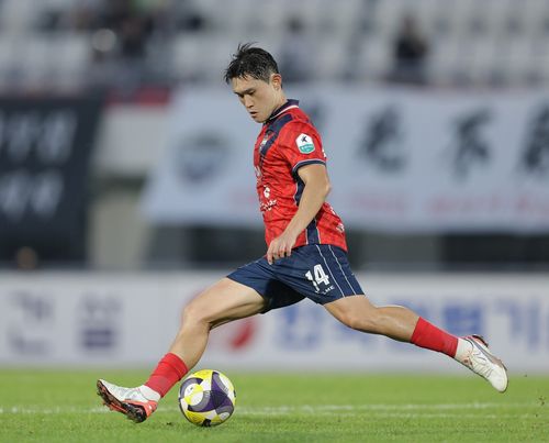 슈팅하는 이동경[한국프로축구연맹 제공. 재판매 및 DB 금지]