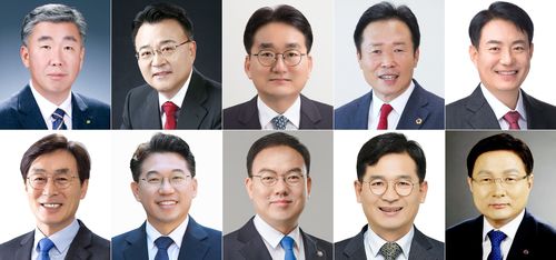 청주시장 후보군(청주=연합뉴스) 왼쪽부터 이범석 청주시장, 서승우 국힘 청주상당 당협위원장, 손인석 전 충북도 정무특보, 황영호 충북도의원, 김동원 국힘 청주흥덕 당협위원장, 이장섭 전 국회의원, 허창원 전 충북도의원, 박완희 청주시의원, 유행열 전 청와대 선임행정관, 김형근 전 한국가스안전공사 사장 [연합뉴스 자료사진]