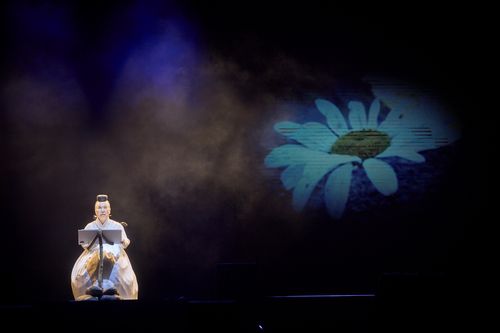 서울어텀페스타 개막 공연4일 서울광장에서 열린 서울어텀페스타 개막 공연에서 배우 박정자가 낭독극 '영영이별 영이별'을 선보이고 있다. 2025.10.04 [서울문화재단 제공. 재판매 및 DB금지]