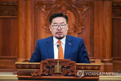 잔단샤타르 곰보자브 몽골 총리[EPA 연합뉴스 자료사진. 재판매 및 DB금지]