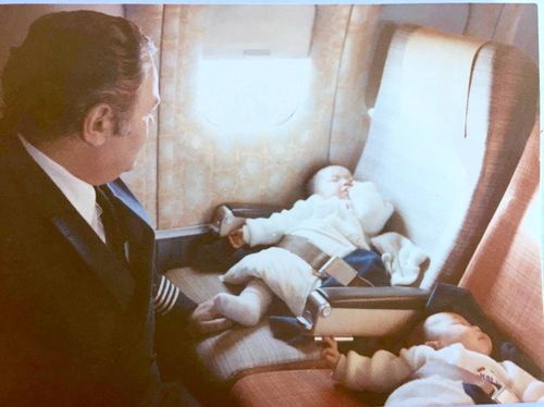 KLM 네덜란드 항공이 입양아를 수송하는 모습[KLM 네덜란드 항공 페이스북 사진]